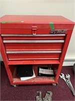 TOOL CHEST WITH CONTENTS
