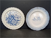2 Decorative Blue and White Plates