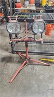 HUSKY SHOP LIGHT ON FOLDING STAND