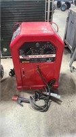 LINCOLN ELECTRIC AC/DC ARC WELDER