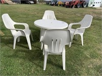 White Round 38" Lawn Table c/w 4 Chairs