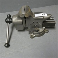 Rock Island No 443 Bench Vise