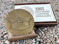 1985 John Deere Desk Calendar Medallion