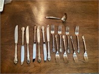 16 pieces of silverware
