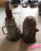 2-hydraulic bottle jacks