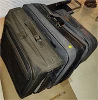 3 Large Suitcases