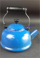 Le Creuset Tea Pot