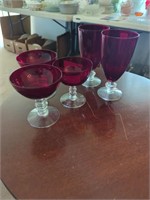 5 pc glasses, glassware.  2 Different sizes Red