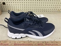 Reebok size 9 men’s