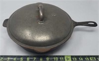 Cast Iron Pan with Lid  8