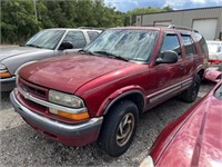 1998 CHEVY BLAZER-143,000 MILES-SEE MORE