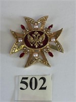 GOLD TONE PIN WITH EAGLE EMBLEM CENTER TINY PEARL