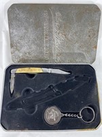 Oliver Winchester Knife & Keychain Plus Tin
