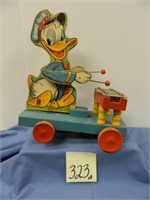 Walt Disney Donald Duck Wood Pull Toy -