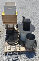 (CC) Outdoor Decorations, Crates and more