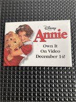 Disney Annie Collector Pin