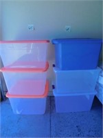 6 Plastic Storage Totes