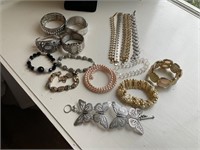 ASSORTED COSTUME BRACELETS AND WATCHES