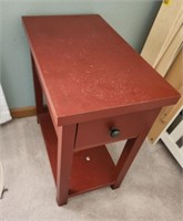 Small wooden side table w/drawer