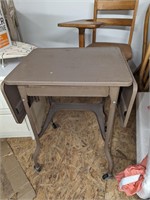 Vintage Rolling Stenographer or Telephone Table