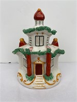 1880s English Hand Painted Porcelain Cottage