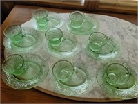 Beautiful Green Tierra Glass Cups & Saucers