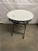 FOLD UP TABLE