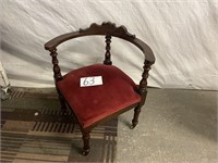 CORNER CHILDS CHAIR