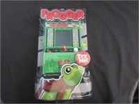 Frogger Retro Arcade Game NIP Schylling 09550