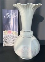 "Belleek" Vase "Rossmore" Pattern