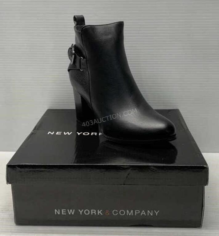 Sz 8 Ladies The New York & Company Boots - NEW