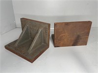 PAIR STEEL ANGLE PIECES