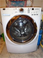 Maytag 3000 Series Front Load Washer and