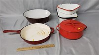 Vintage Pots & Pans Enamelware