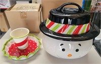 Christmas & Dip Server & Snowman Bean Pot