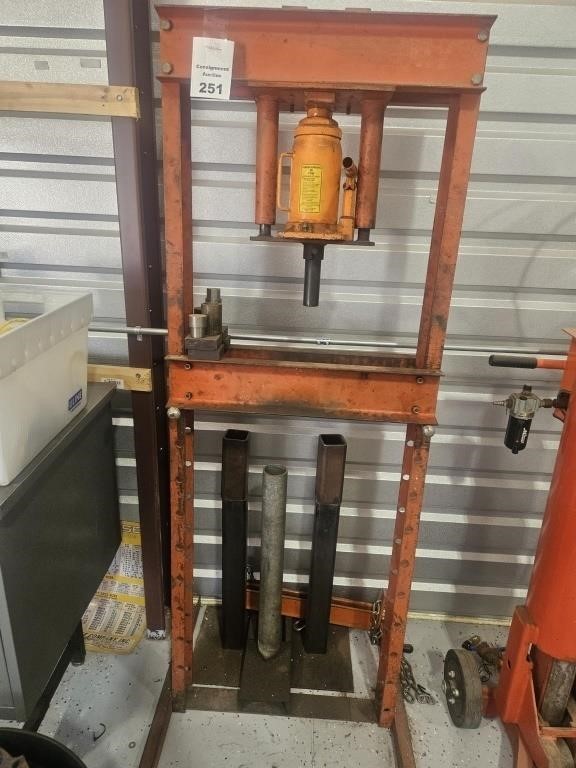 Central Hydraulics Hydraulic Shop Press, 20 Ton