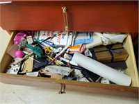 Arts & Crafts Drawer Contents