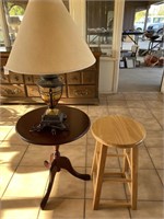 Sm. Table 18", Stool, Lamp