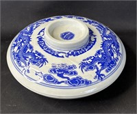 Chinese blue & white porcelain ink dipping display