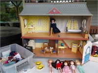 Madeline Doll House w/ Accessories