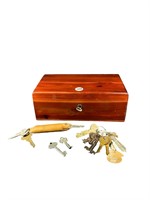 Vintage Cedar Box w/Assorted Keys
