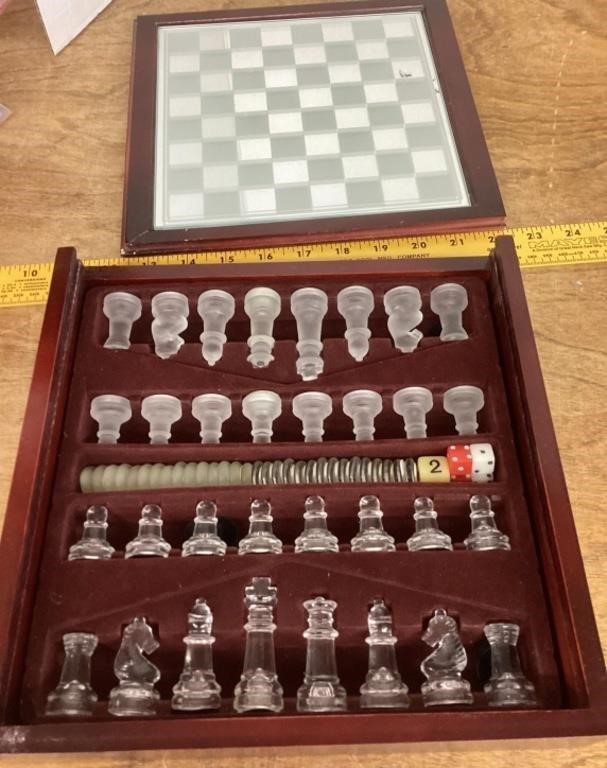 Fifth Avenue Crystal chess/backgammon set