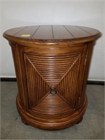 RATTAN AND WOODEN SIDE TABLE ROUND
