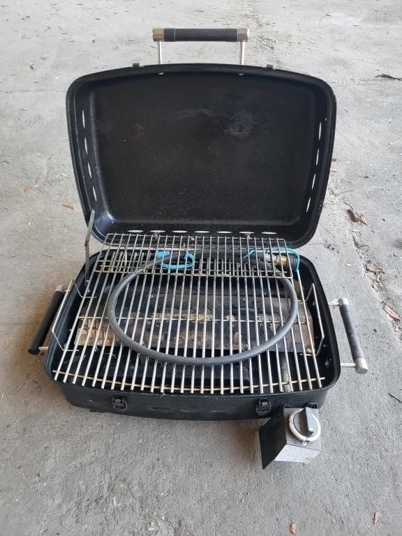 PORTABLE GRILL