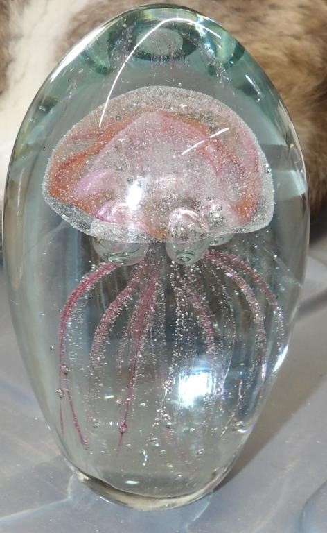 Jelly Fish Tall Paperweight