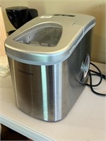 Frigidaire Countertop Ice Maker