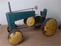 METAL TRACTOR APPEARS TO BE A HOMEMADE PIECE