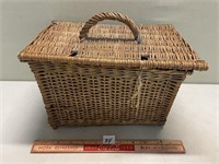 WICKER BASKET