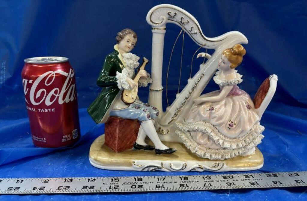 Vtg Porcelain Man & Woman Playing Music