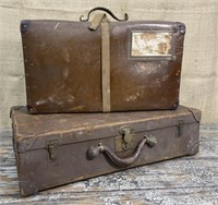 Antique luggage/photographers case
